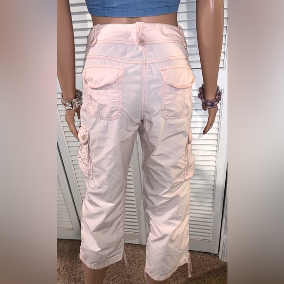 Vintage Y2K Powder Pink capri Cargo Pants by The Limited women’s size 2 - Picture 4 of 7